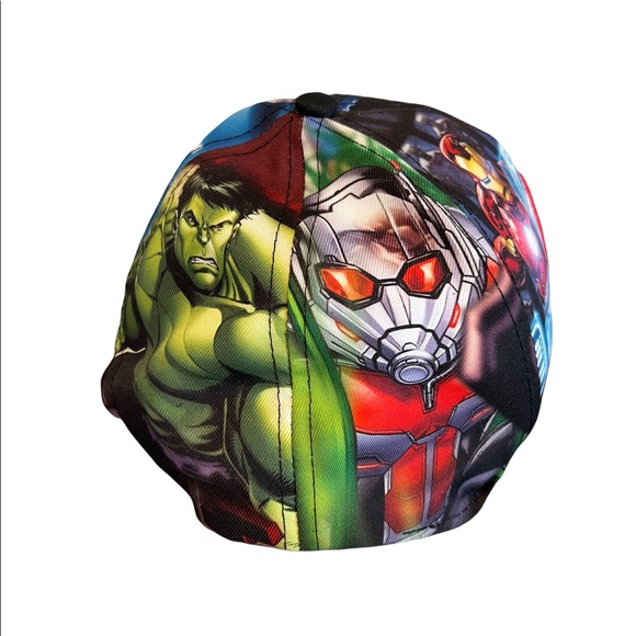 Boys Avengers hat - Picture 3 of 4
